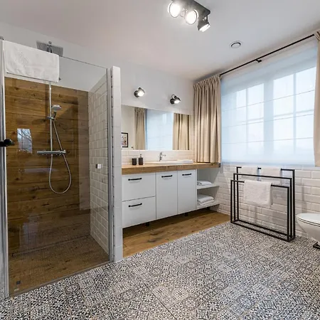 Villa Wrony27a *