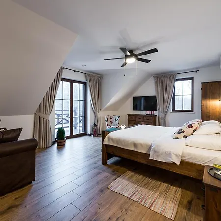 Villa Wrony27a *